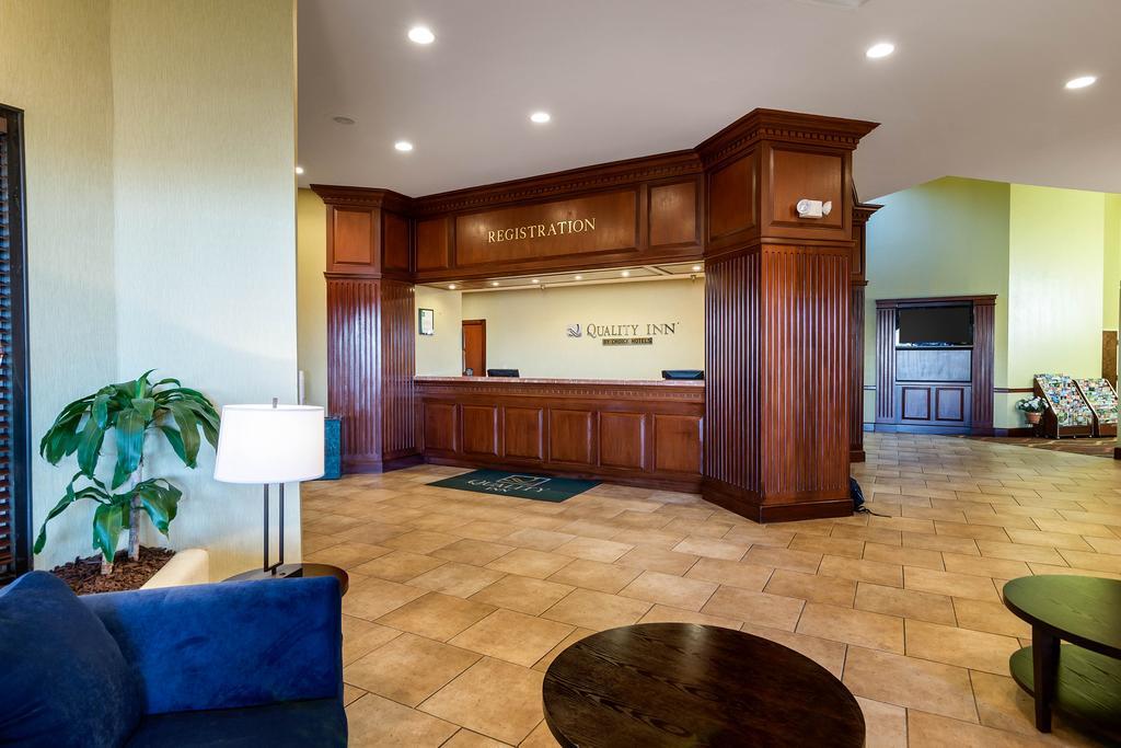 Quality Inn Near Hampton Coliseum ภายนอก รูปภาพ