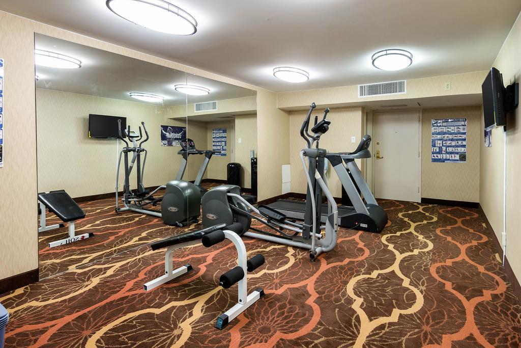 Quality Inn Near Hampton Coliseum ภายนอก รูปภาพ