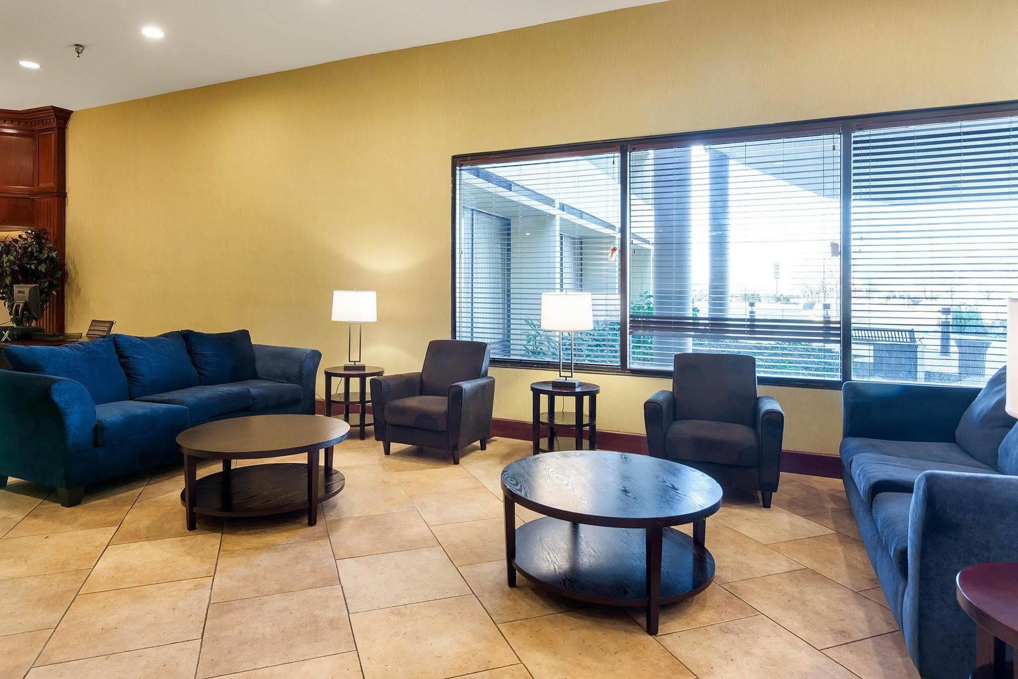 Quality Inn Near Hampton Coliseum ภายนอก รูปภาพ