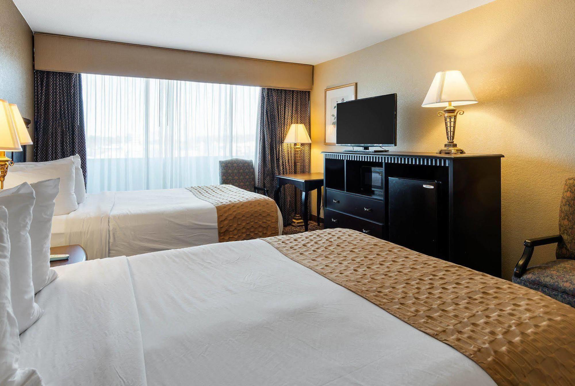 Quality Inn Near Hampton Coliseum ภายนอก รูปภาพ
