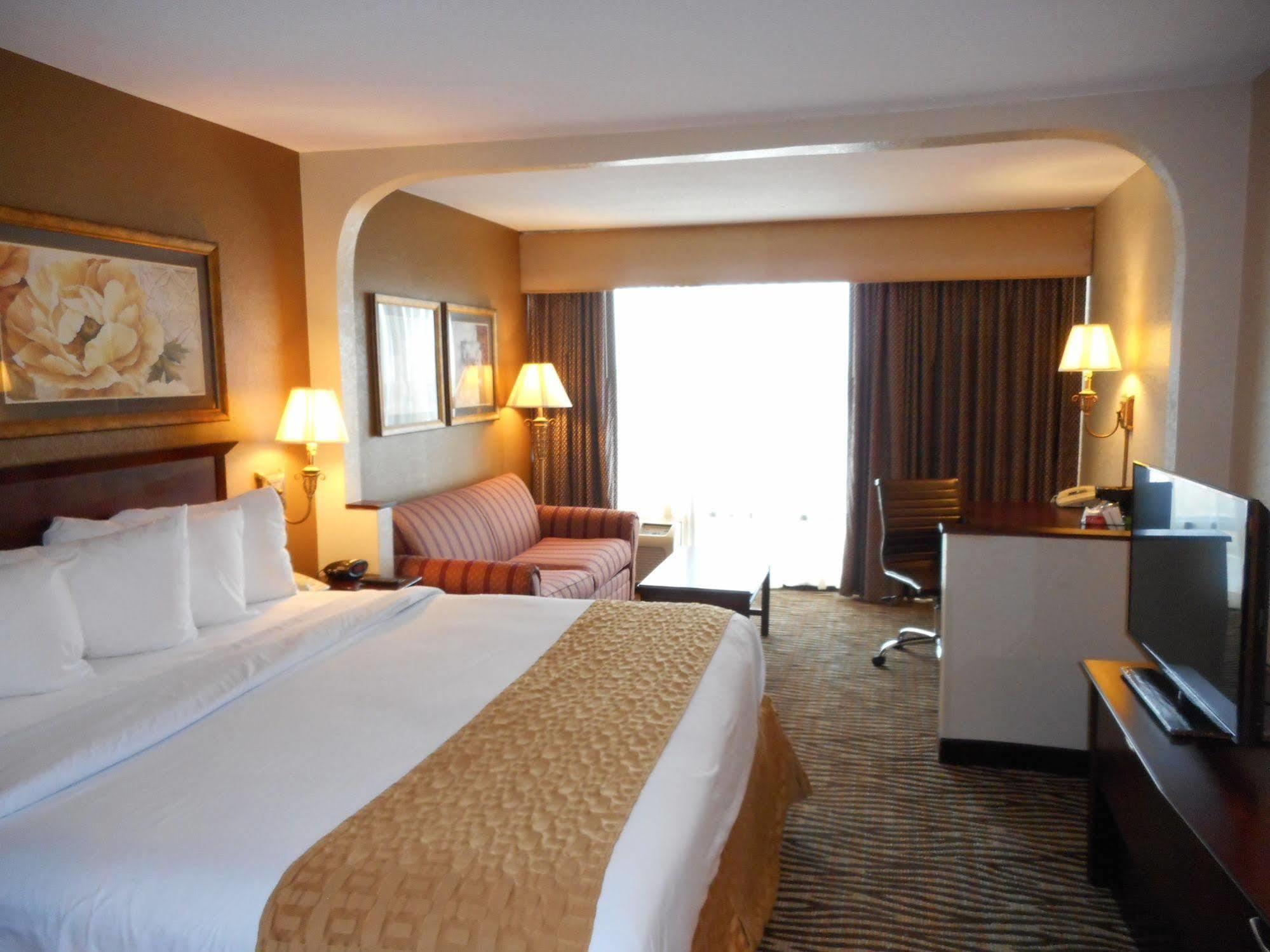 Quality Inn Near Hampton Coliseum ภายนอก รูปภาพ