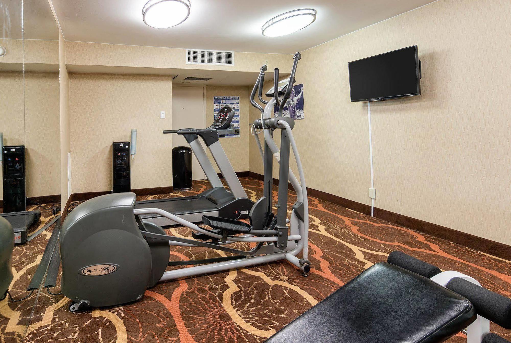 Quality Inn Near Hampton Coliseum ภายนอก รูปภาพ